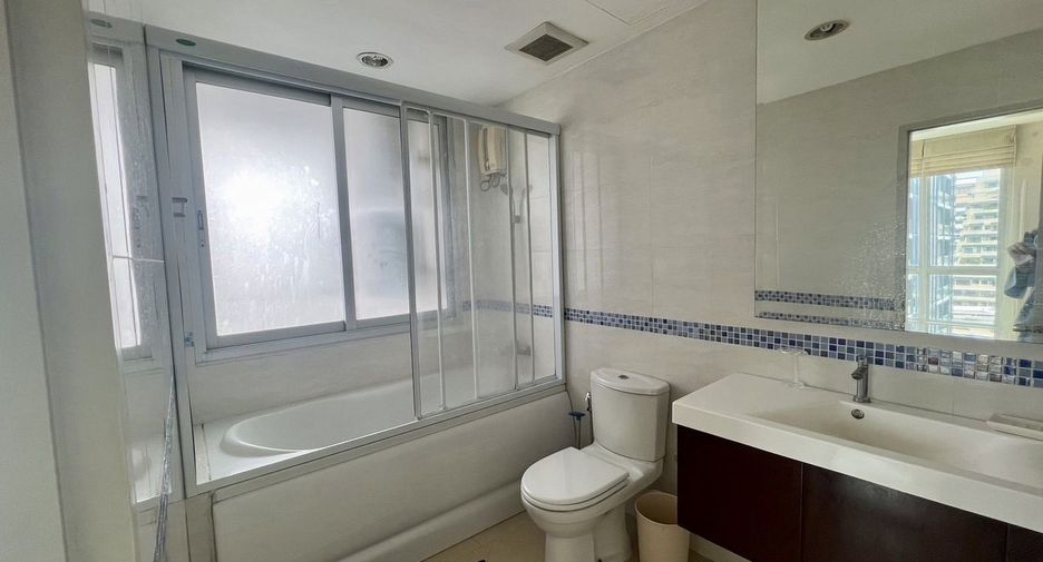 For sale and for rent 2 bedrooms condo in Sathon, Bangkok