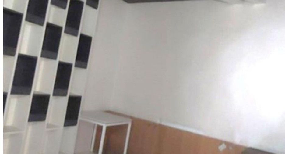 For sale 2 bedrooms retail Space in Huai Khwang, Bangkok