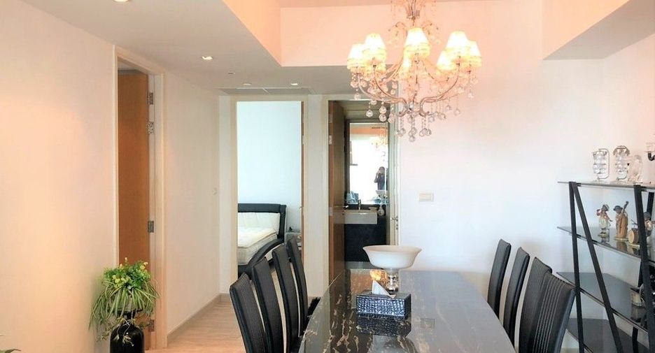 For sale 2 bedrooms condo in Yan Nawa, Bangkok