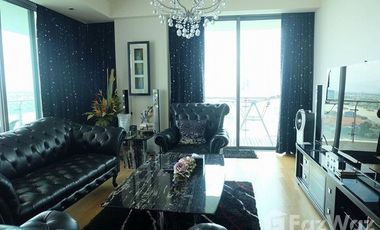 Condo en venta de 2 habitaciones en Yan Nawa, Bangkok