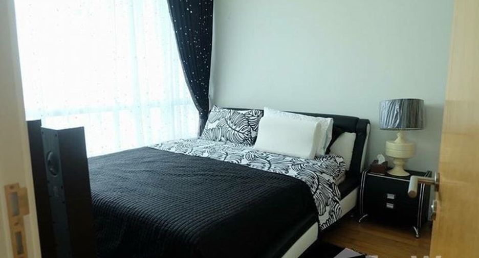 For sale 2 bedrooms condo in Yan Nawa, Bangkok