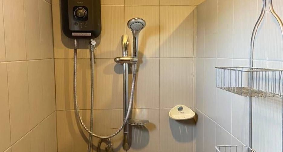 Casa en alquiler de 5 habitaciones en Mueang Chiang Mai, Chiang Mai