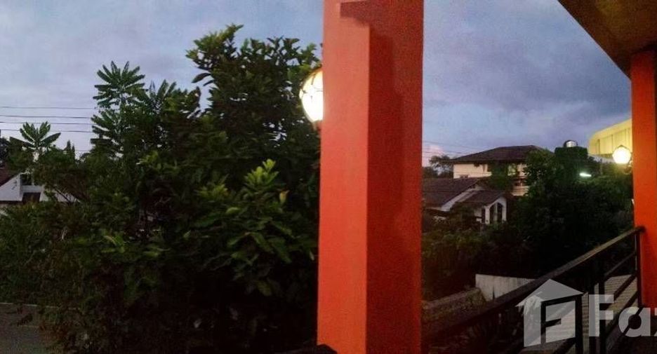 Casa en alquiler de 5 habitaciones en Mueang Chiang Mai, Chiang Mai