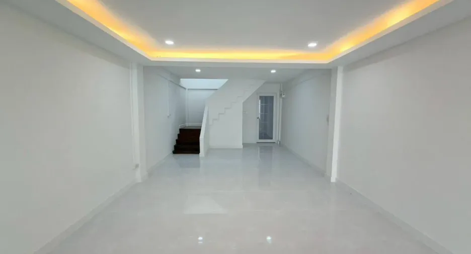 For sale 2 bedrooms house in Lat Phrao, Bangkok