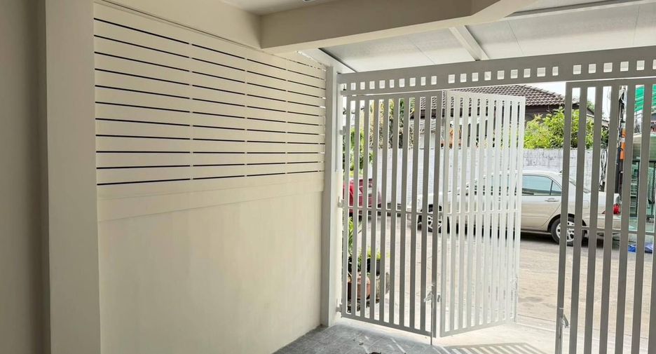 À vendre 2 chambres maison à Lat Phrao, Bangkok
