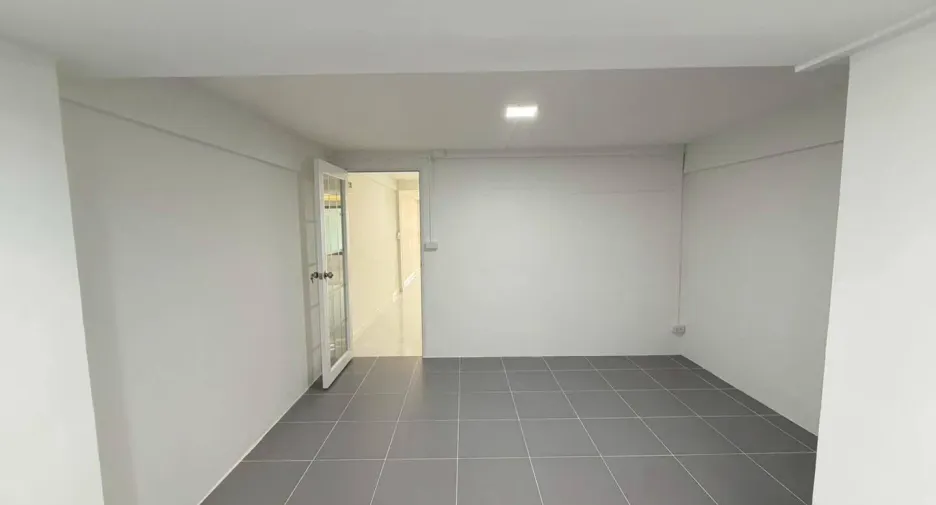 For sale 2 bedrooms house in Lat Phrao, Bangkok