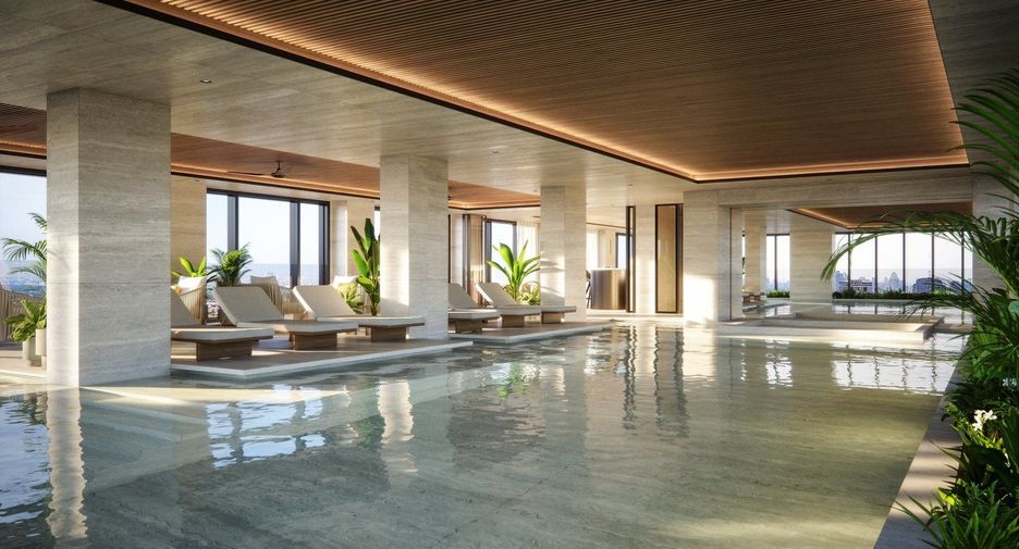 For sale 4 bedrooms condo in Khlong Toei, Bangkok