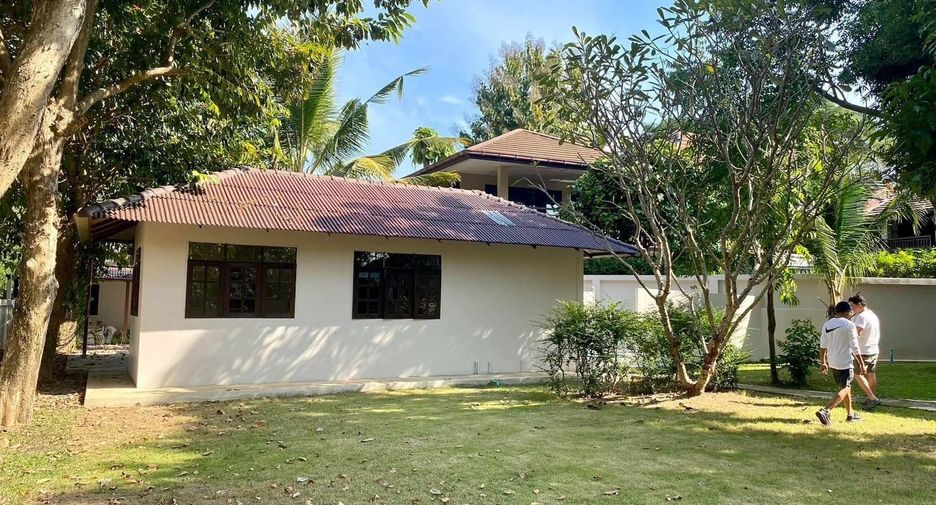 À vendre et à louer 6 chambres villa à San Sai, Chiang Mai