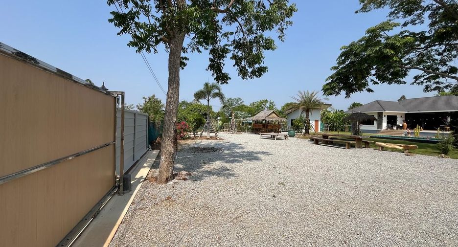 For sale 3 bedrooms house in Si Maha Phot, Prachin Buri