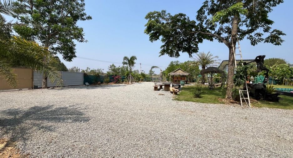 For sale 3 bedrooms house in Si Maha Phot, Prachin Buri