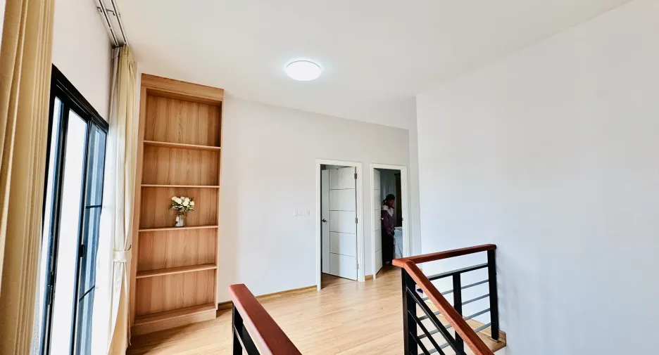 For sale and for rent 4 bedrooms villa in Mueang Chiang Mai, Chiang Mai