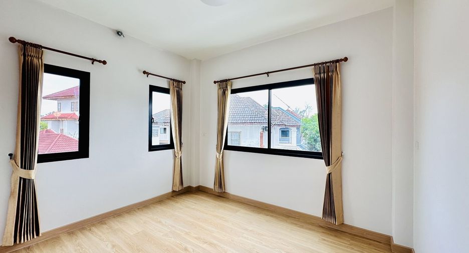 For sale and for rent 4 bedrooms villa in Mueang Chiang Mai, Chiang Mai