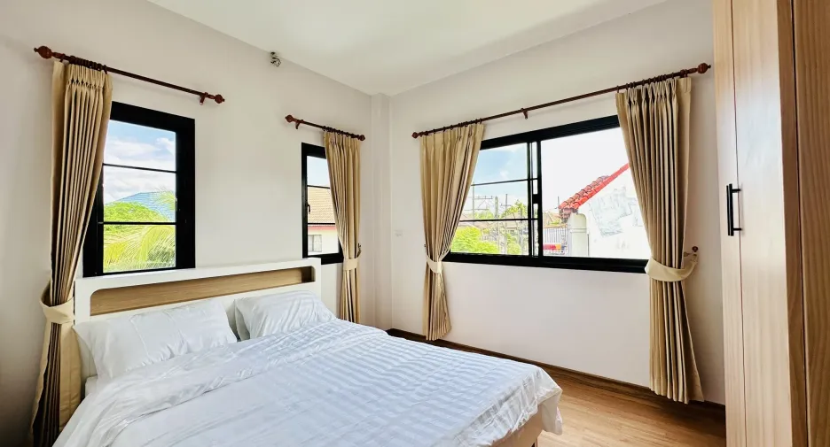 For sale and for rent 4 bedrooms villa in Mueang Chiang Mai, Chiang Mai