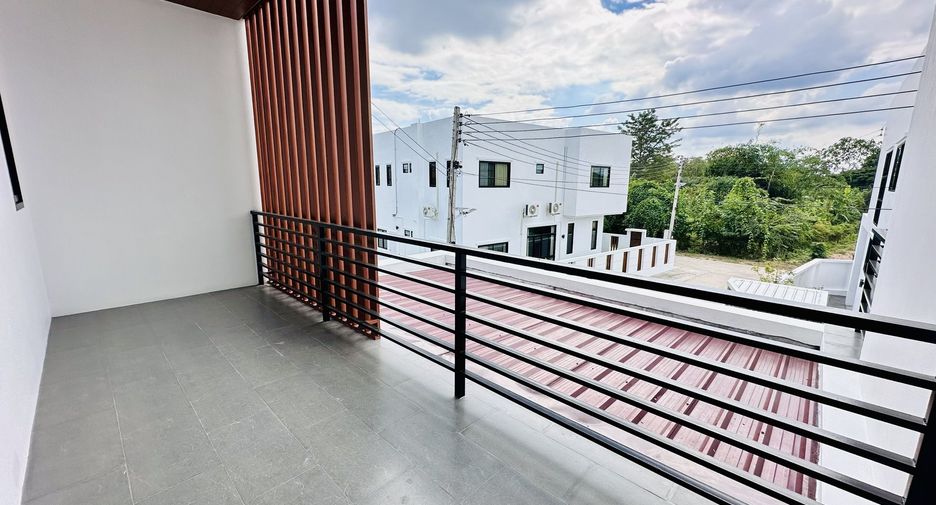 For sale and for rent 4 bedrooms villa in Mueang Chiang Mai, Chiang Mai