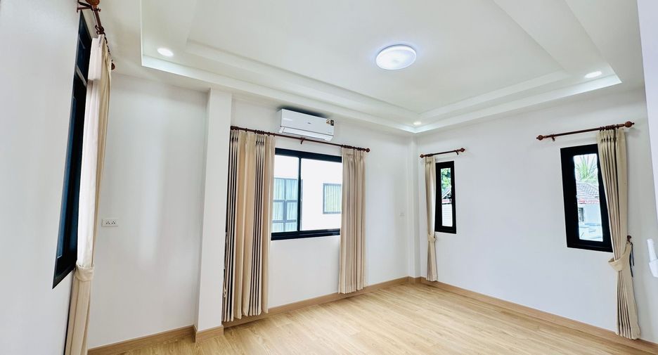 For sale and for rent 4 bedrooms villa in Mueang Chiang Mai, Chiang Mai