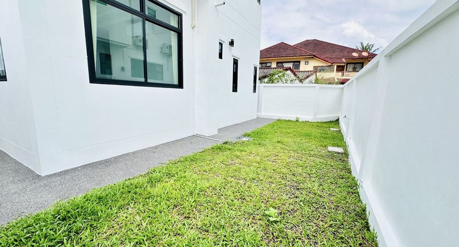 For sale and for rent 4 bedrooms villa in Mueang Chiang Mai, Chiang Mai