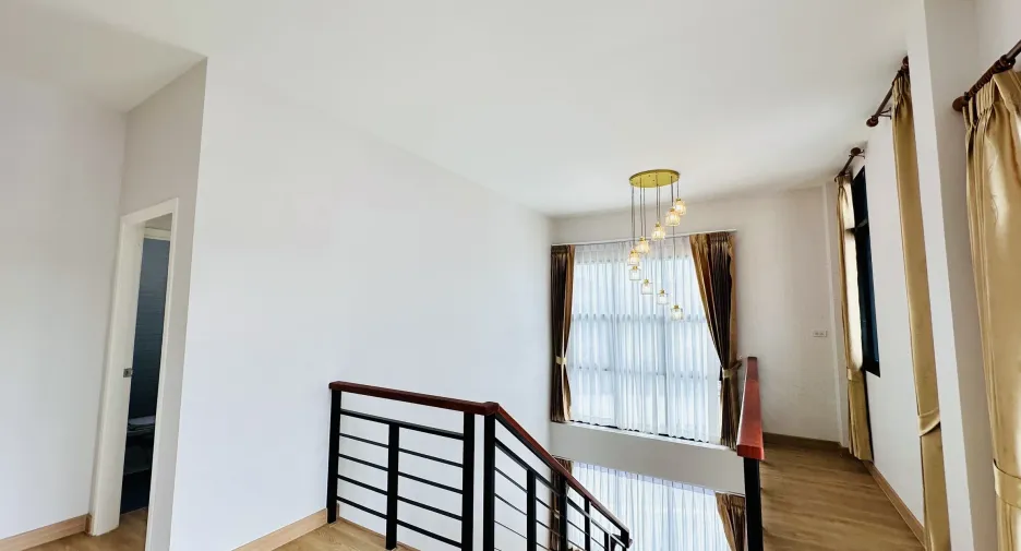 For sale and for rent 4 bedrooms villa in Mueang Chiang Mai, Chiang Mai
