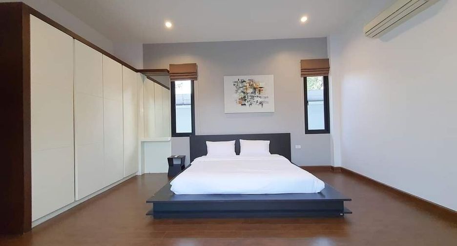 For sale 3 bedrooms house in Hua Hin, Prachuap Khiri Khan