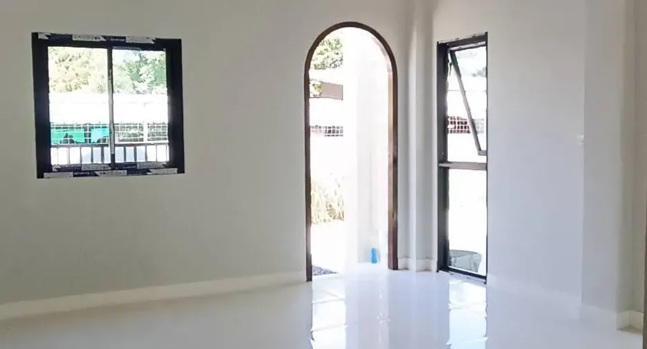 For sale 3 bedrooms house in Mueang Ang Thong, Ang Thong