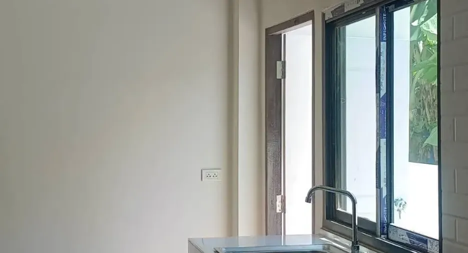 For sale 3 bedrooms house in Mueang Ang Thong, Ang Thong