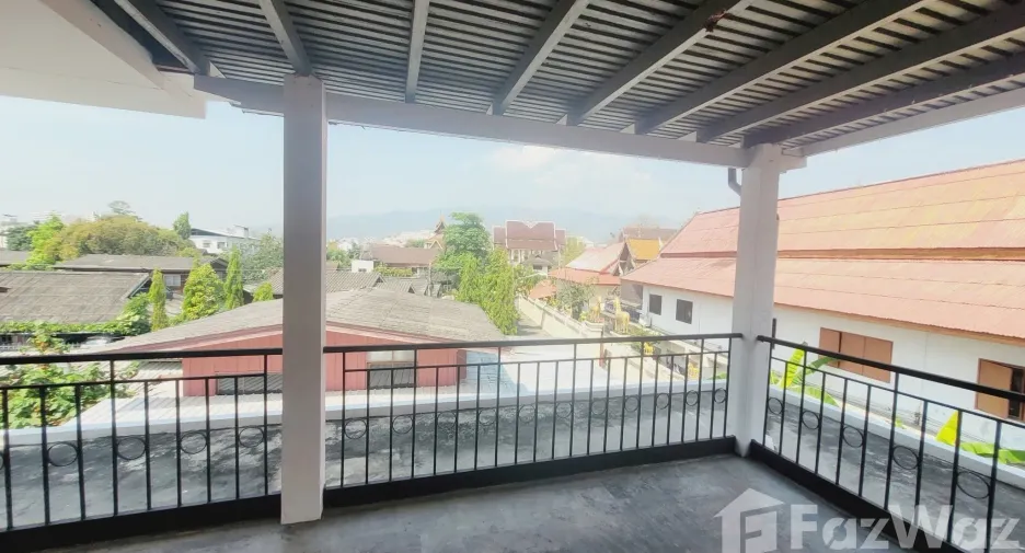 Casa en alquiler de 5 habitaciones en Mueang Chiang Mai, Chiang Mai