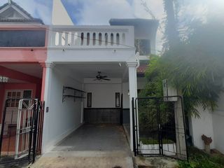 For sale 2 bedrooms townhouse in Mueang Chiang Mai, Chiang Mai