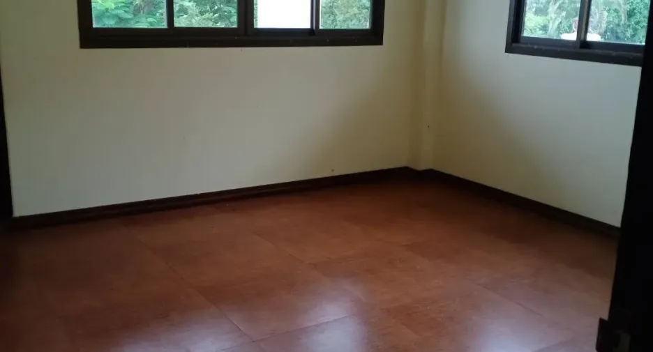 For sale 4 bedrooms house in Mueang Nong Khai, Nong Khai