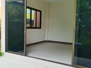 For sale 4 bedrooms house in Mueang Nong Khai, Nong Khai