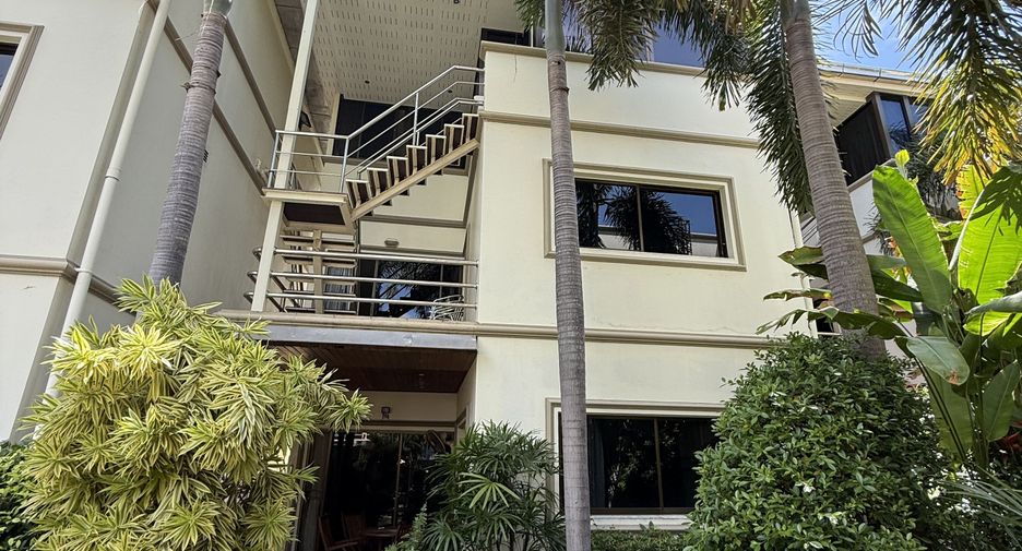 For sale 3 bedrooms house in Bang Lamung, Chonburi