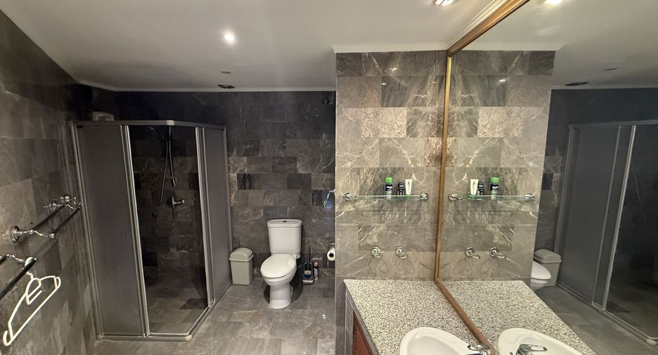 For sale 3 bedrooms house in Bang Lamung, Chonburi