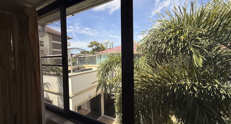 For sale 3 bedrooms house in Bang Lamung, Chonburi