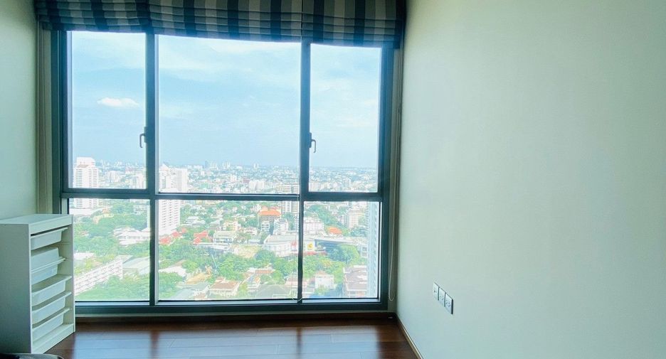 Wohnung zum Kauf mit 3 Zimmer in Watthana, Bangkok
