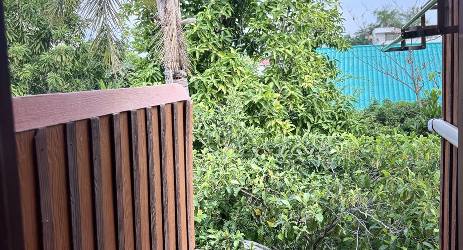 For sale 3 bedrooms townhouse in Hua Hin, Prachuap Khiri Khan