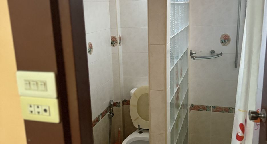 For sale 3 bedrooms townhouse in Hua Hin, Prachuap Khiri Khan