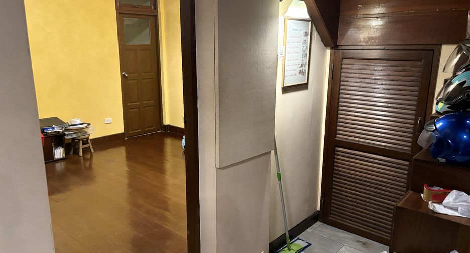 For sale 3 bedrooms townhouse in Hua Hin, Prachuap Khiri Khan
