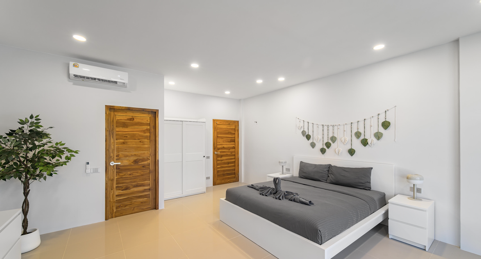 For rent 3 bedrooms townhouse in Ko Samui, Surat Thani