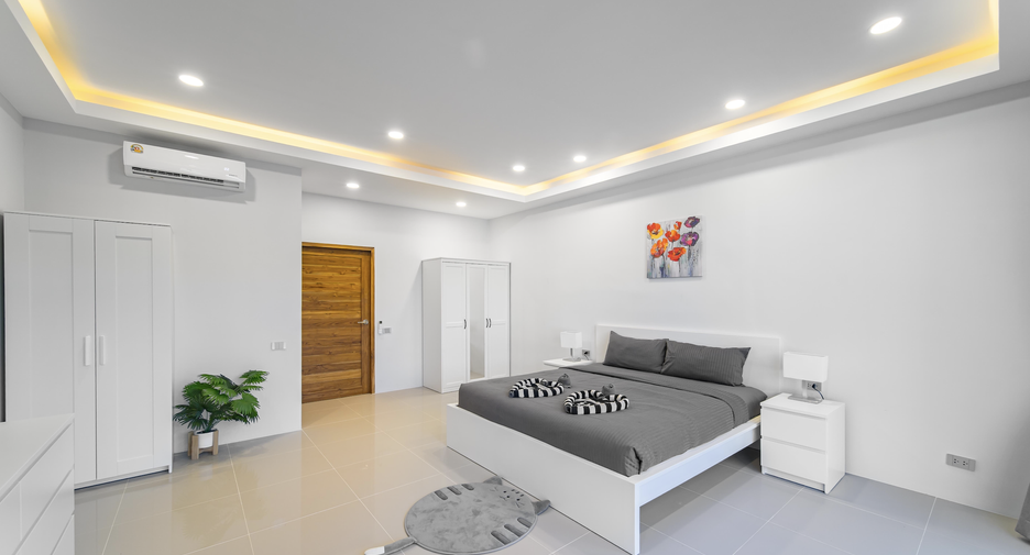 For rent 3 bedrooms townhouse in Ko Samui, Surat Thani
