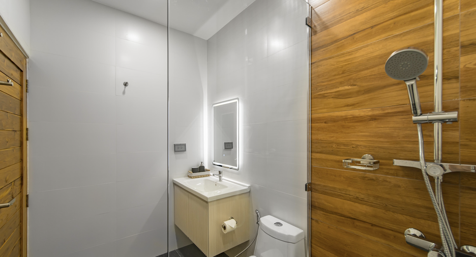 For rent 3 bedrooms townhouse in Ko Samui, Surat Thani
