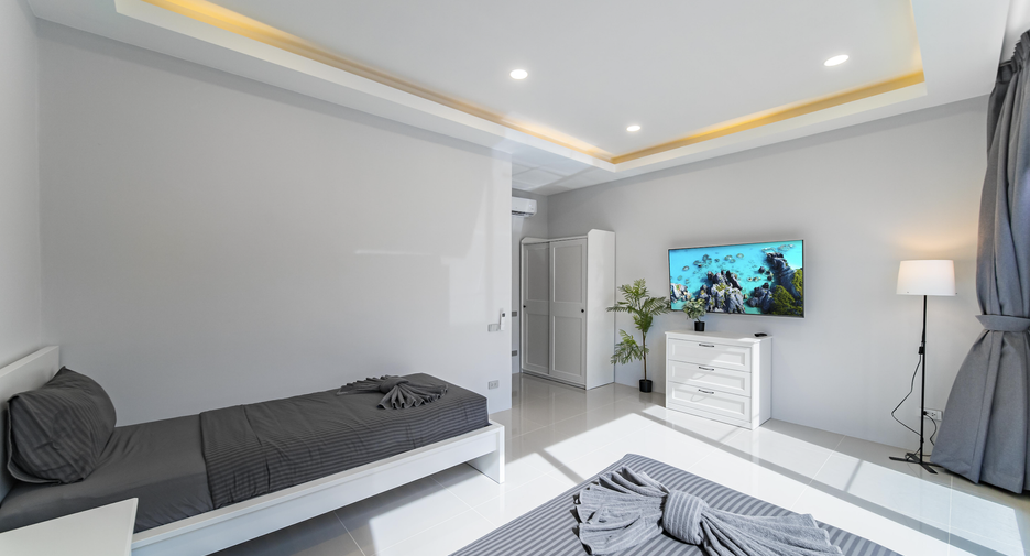 For rent 3 bedrooms townhouse in Ko Samui, Surat Thani
