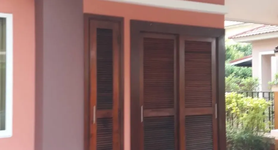 For sale 5 bedrooms house in Hang Dong, Chiang Mai