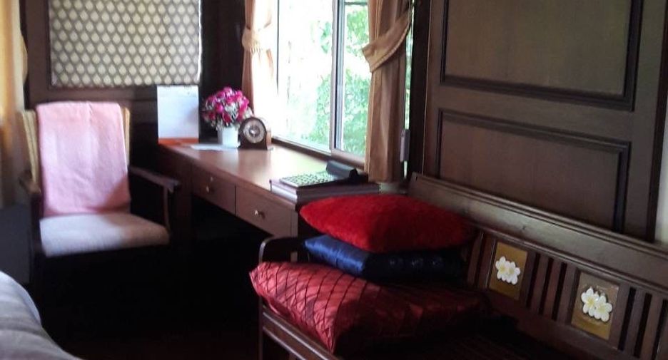 For sale 5 bedrooms house in Hang Dong, Chiang Mai