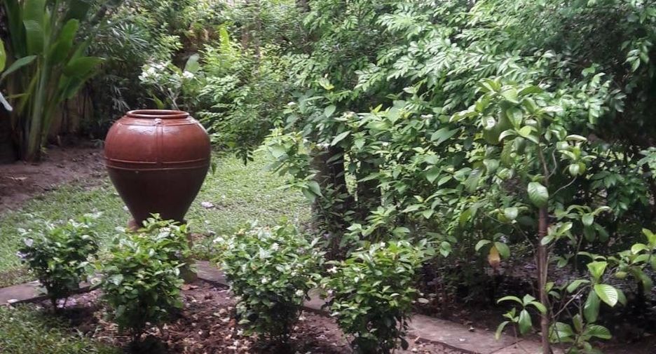 For sale 5 bedrooms house in Hang Dong, Chiang Mai