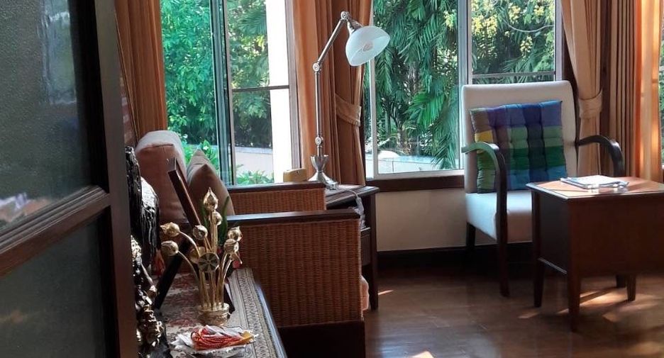 For sale 5 bedrooms house in Hang Dong, Chiang Mai