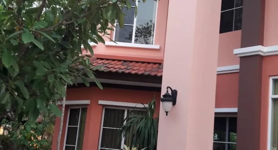 For sale 5 bedrooms house in Hang Dong, Chiang Mai