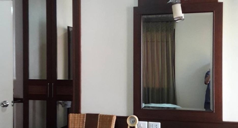 For sale 5 bedrooms house in Hang Dong, Chiang Mai