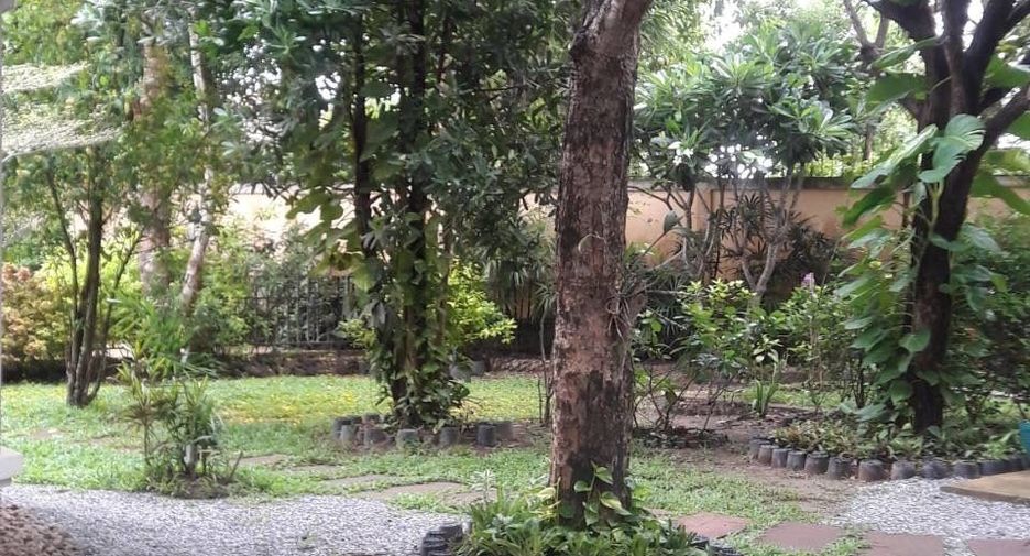 For sale 5 bedrooms house in Hang Dong, Chiang Mai