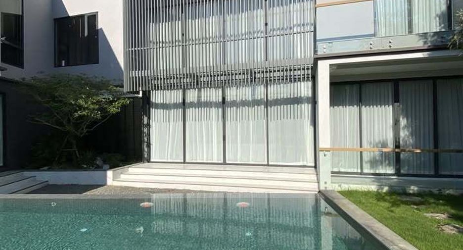 For sale 4 bedrooms house in Doi Saket, Chiang Mai
