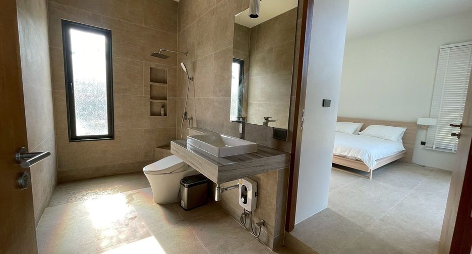 For rent 4 bedrooms villa in Cha Am, Phetchaburi