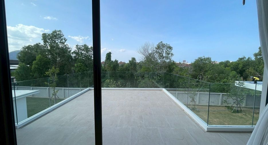 For rent 4 bedrooms villa in Cha Am, Phetchaburi
