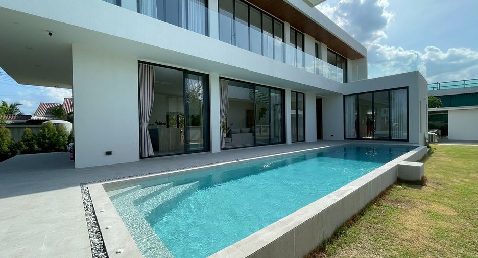 For rent 4 bedrooms villa in Cha Am, Phetchaburi